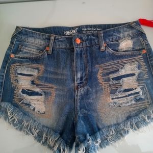 Blue denim short